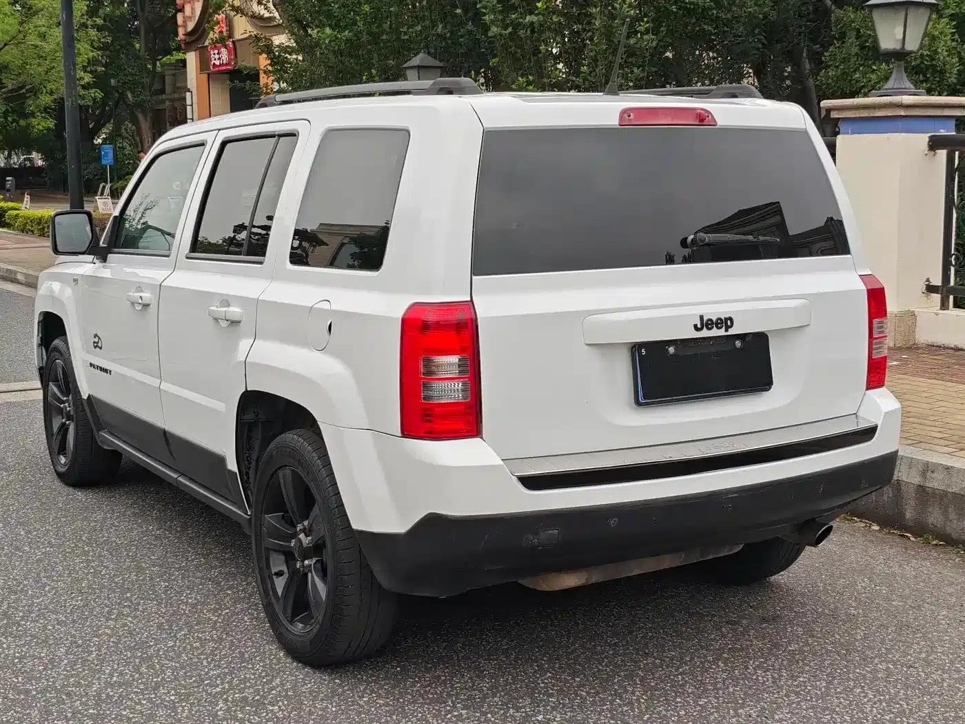 2014 Jeep Compass 2.0L Sport Enhanced Edition — миниатюра 6