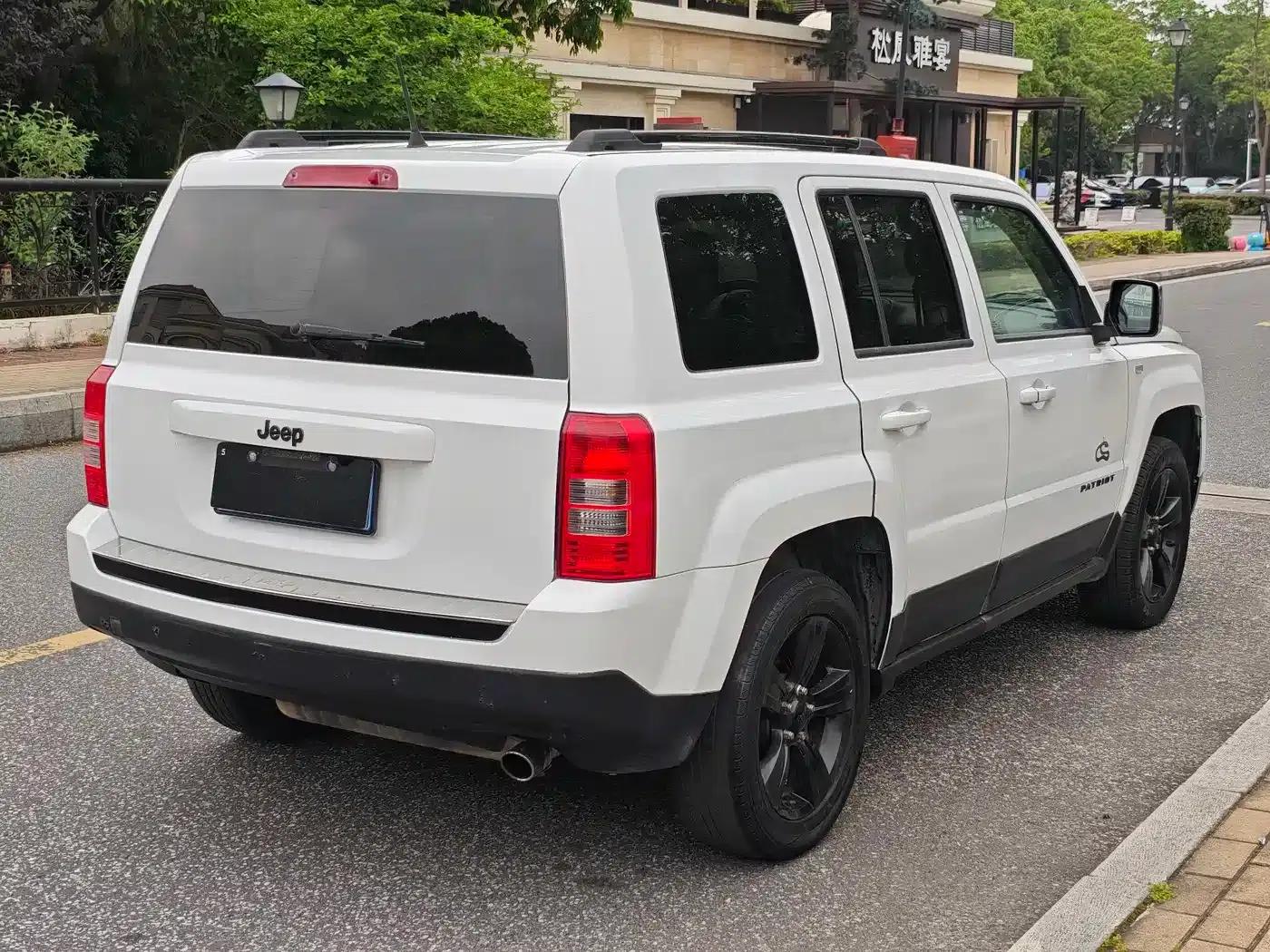 2014 Jeep Compass 2.0L Sport Enhanced Edition — миниатюра 8