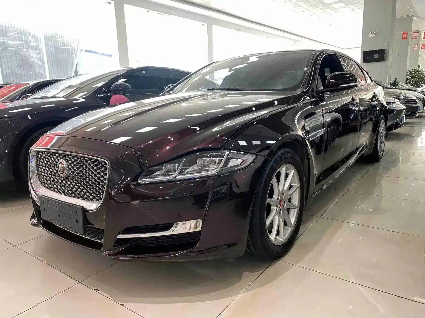 Jaguar XJ 2016 XJL 2.0T 2WD Elegant Business Edition — миниатюра 1