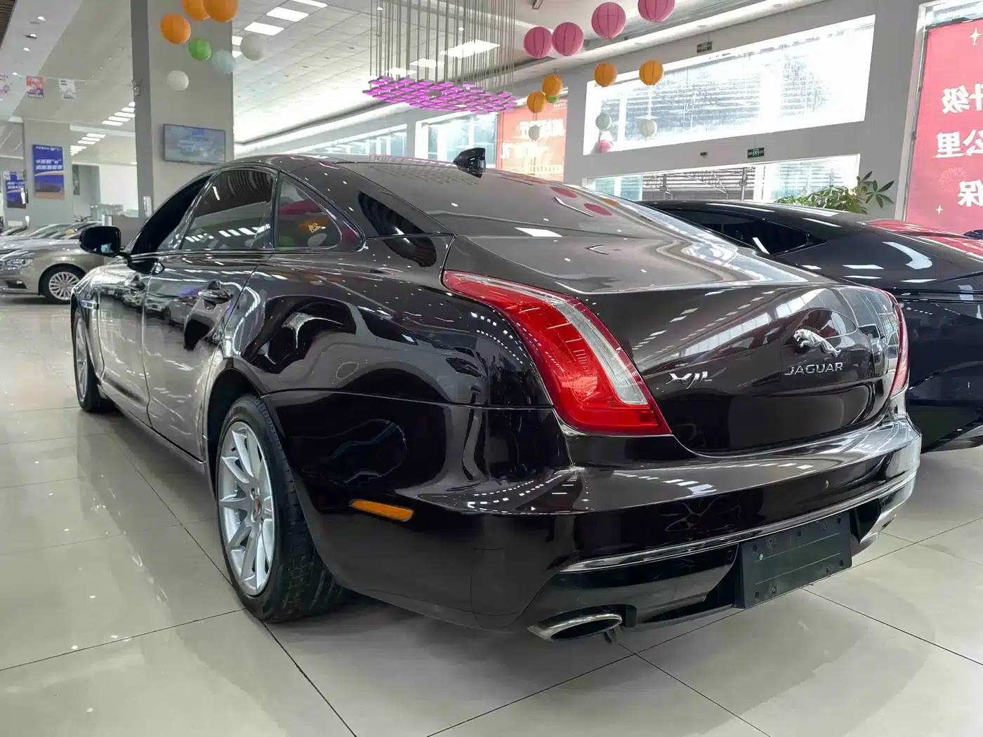 Jaguar XJ 2016 XJL 2.0T 2WD Elegant Business Edition — миниатюра 7