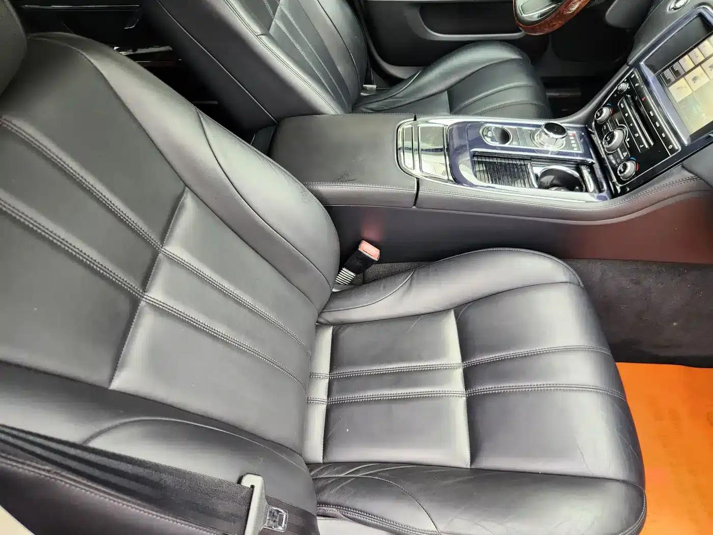 Jaguar XJ 2012 XJL 3.0 Panoramic Business Edition — миниатюра 16
