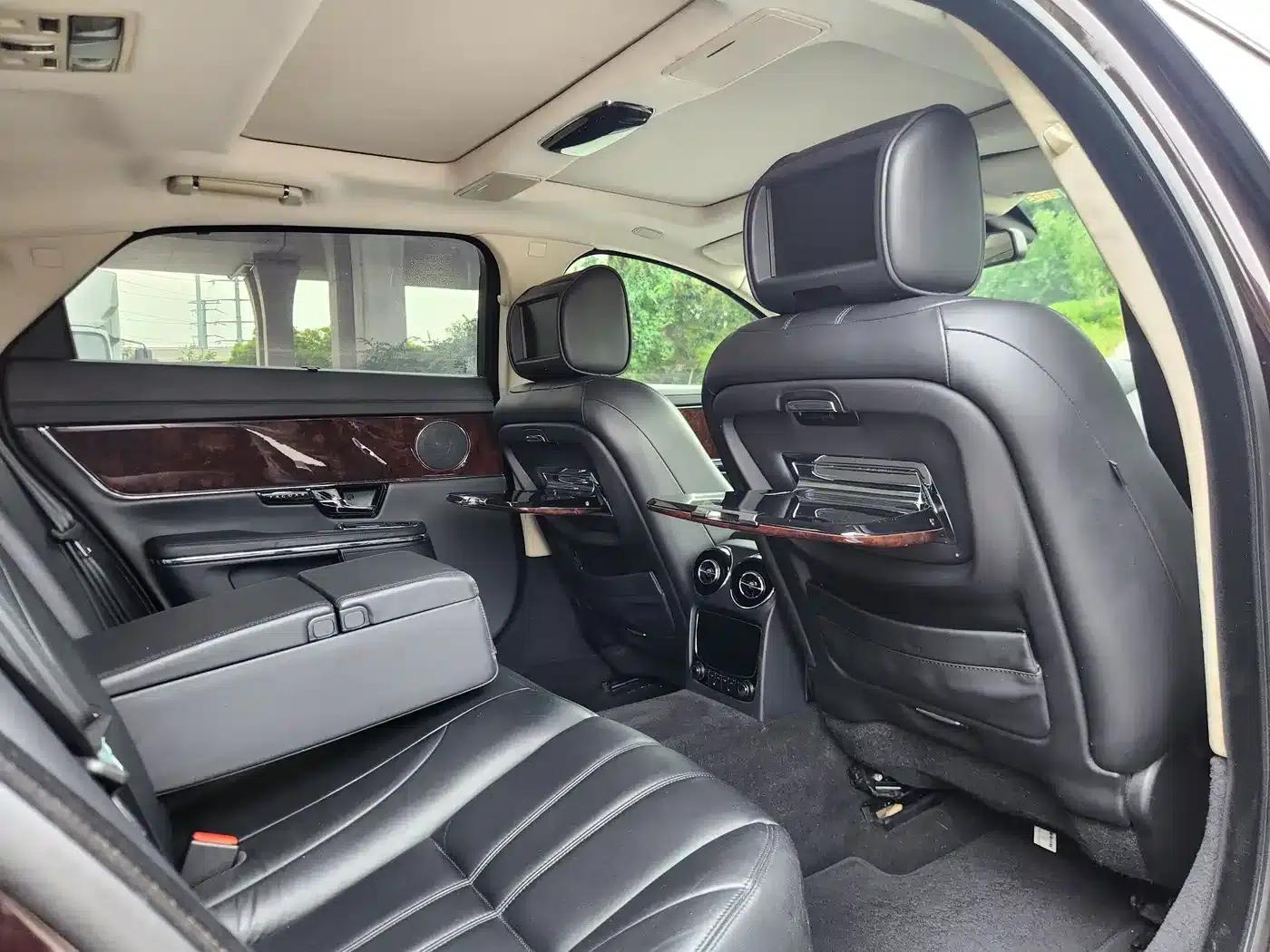 Jaguar XJ 2012 XJL 3.0 Panoramic Business Edition — миниатюра 17