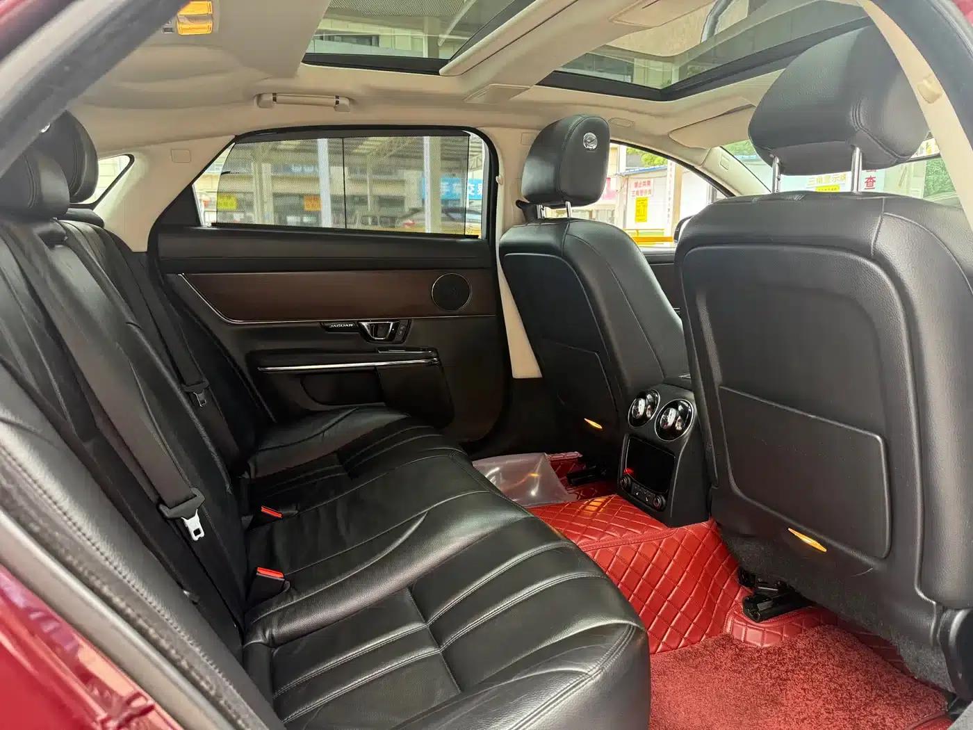 Jaguar XJ 2016 XJL 2.0T 2WD Elegant Business Edition — миниатюра 26