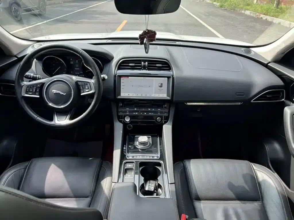 Jaguar F-PACE 2020 2.0T Urban Luxury Edition — миниатюра 9