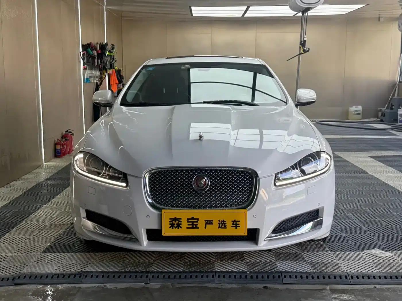 Jaguar XF 2015 XF 2.0T Elegance Edition — миниатюра 2
