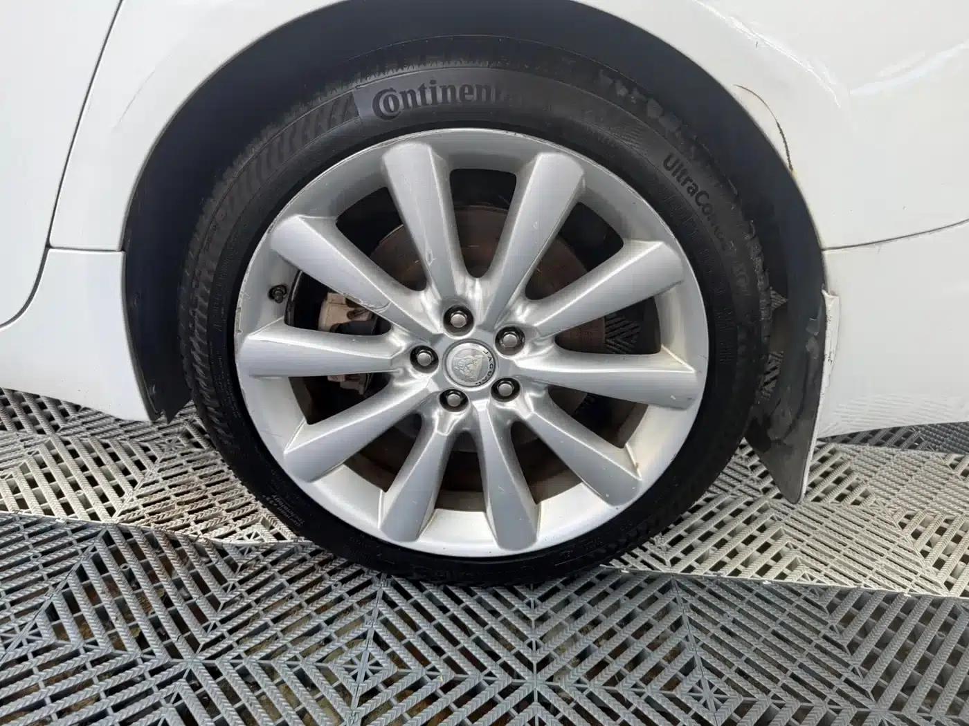 Jaguar XF 2015 XF 2.0T Elegance Edition — миниатюра 15