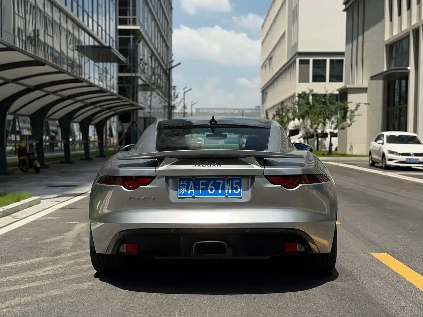 Jaguar F-TYPE 2019 2.0T Hardtop — миниатюра 7