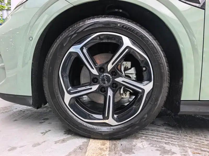 Seal 06GT 2025 Smart Driving Edition 605 2WD Hot Wave Edition — миниатюра 11