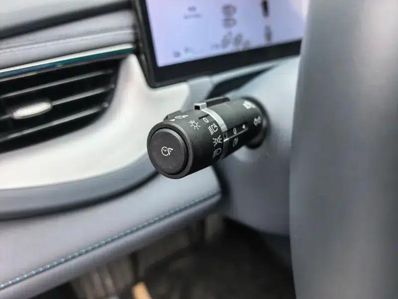 Seal 06GT 2025 Smart Driving Edition 605 2WD Hot Wave Edition — миниатюра 16