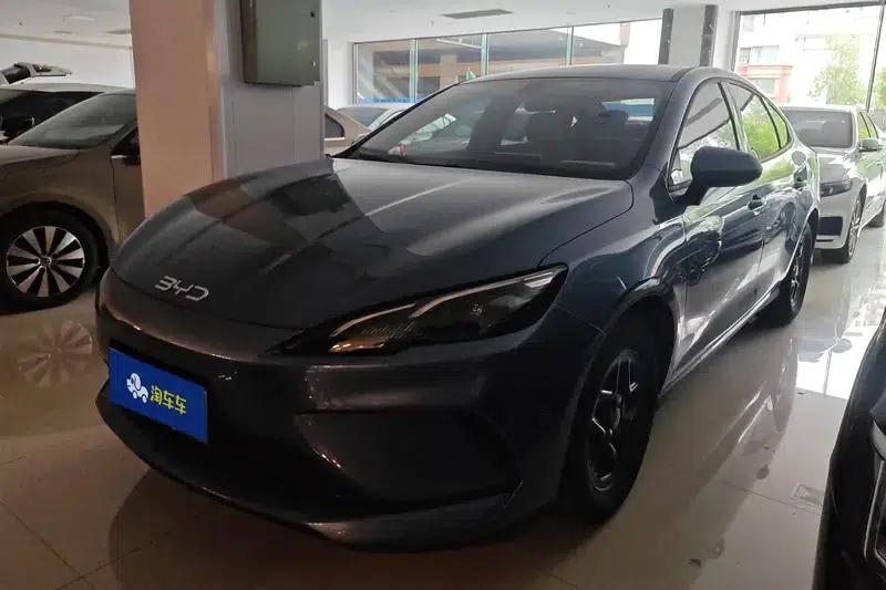 Seal 05DM 2025 Intelligent Driving Edition DM-i 55KM Luxury Model — миниатюра 1