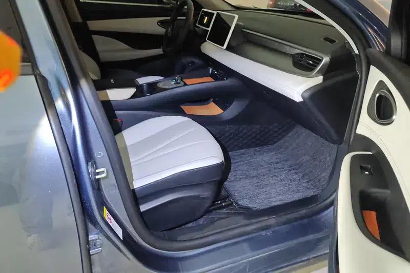 Seal 05DM 2025 Intelligent Driving Edition DM-i 55KM Luxury Model — миниатюра 10