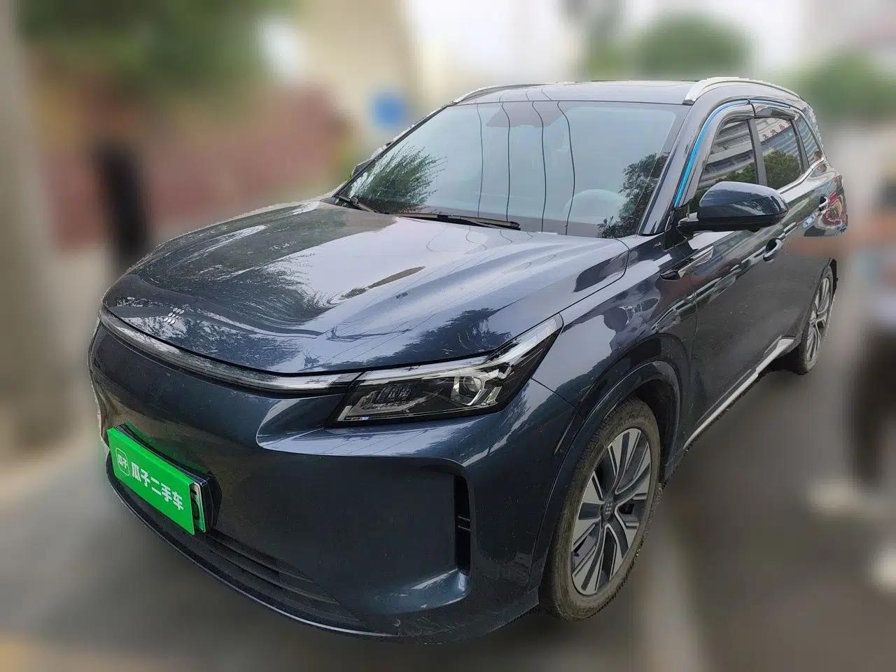 Landian E5 PLUS 2025 165 km Long-Range First Edition 7-Seater — миниатюра 1