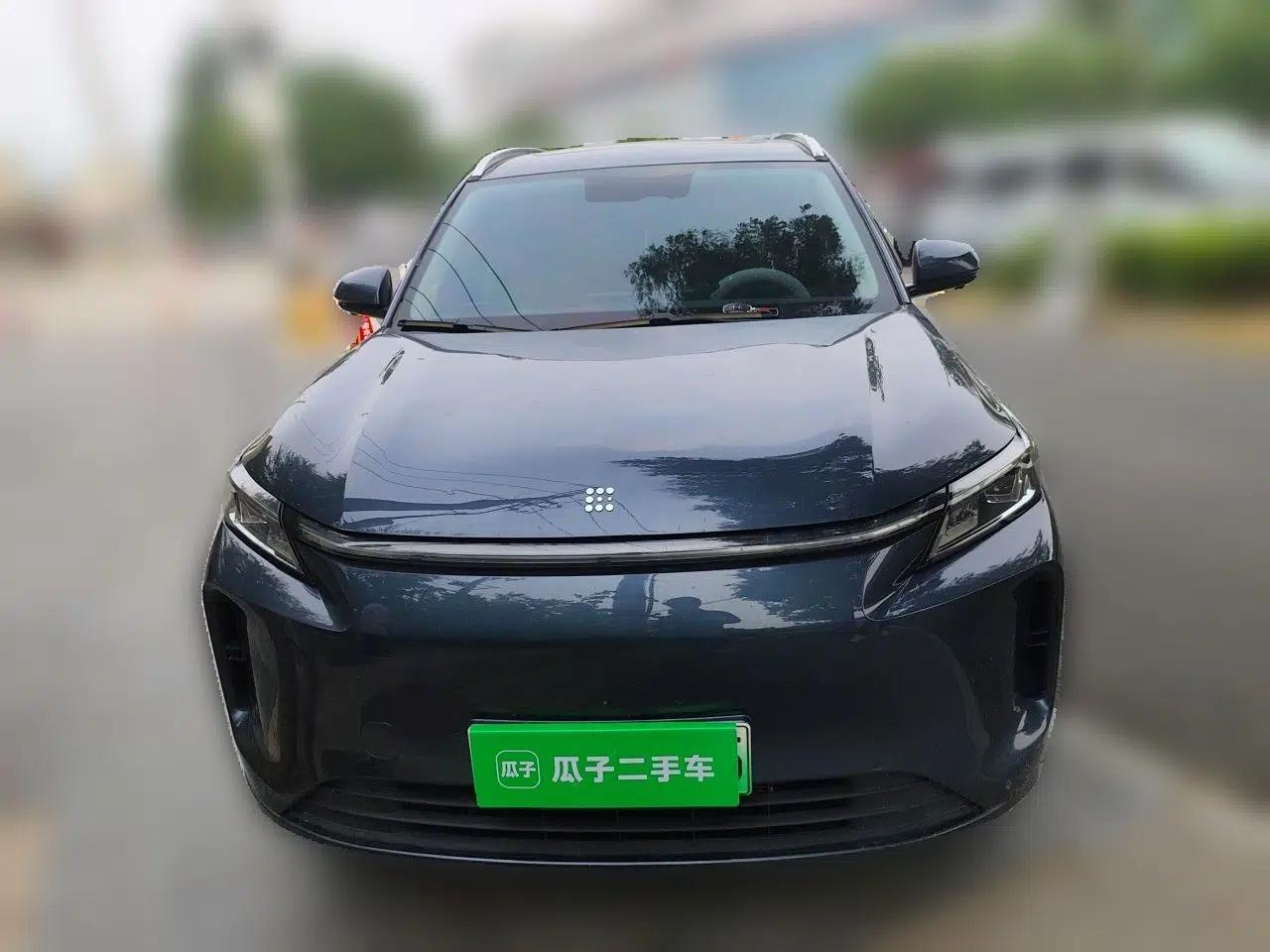 Landian E5 PLUS 2025 165 km Long-Range First Edition 7-Seater — миниатюра 2
