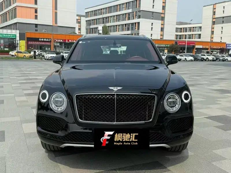 Bentayga 2018 4.0T V8 — миниатюра 2