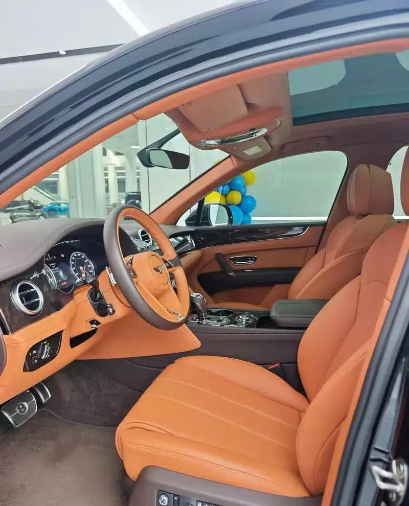 Bentayga 2018 4.0T V8 — миниатюра 8
