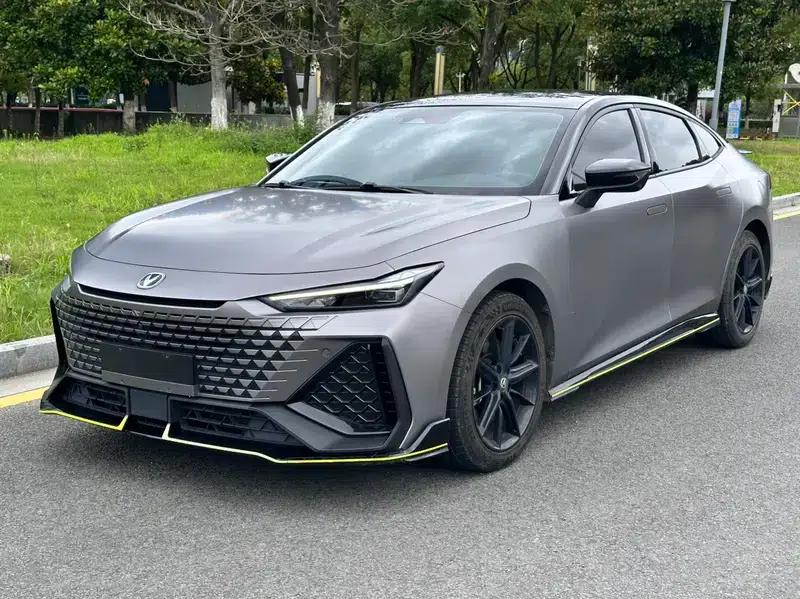 Changan UNI-V 2022 2.0T Speed Edition — миниатюра 1