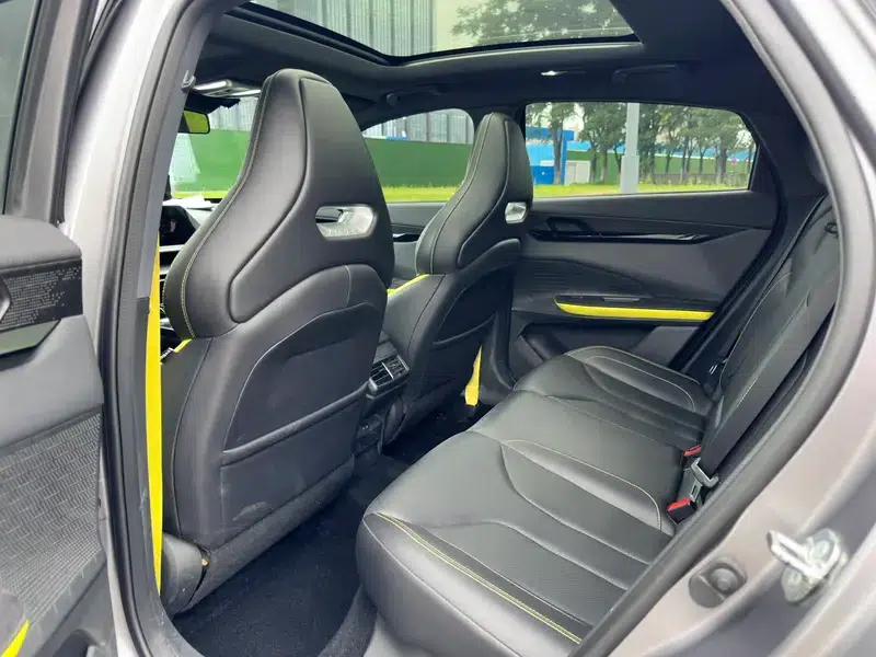 Changan UNI-V 2022 2.0T Speed Edition — миниатюра 10