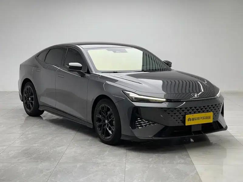 Changan UNI-V 2024 1.5T Premium Edition — миниатюра 3