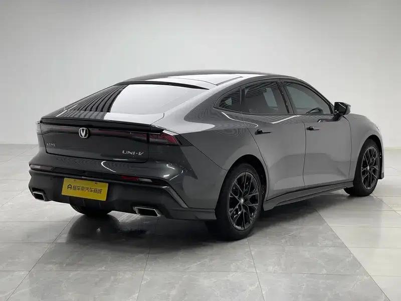 Changan UNI-V 2024 1.5T Premium Edition — миниатюра 7