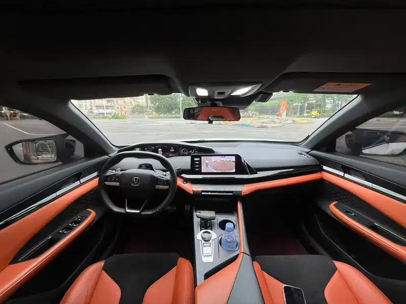 Changan UNI-V 2022 1.5T Premium Edition — миниатюра 7