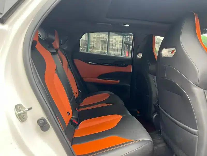 Changan UNI-V 2022 1.5T Premium Edition — миниатюра 9