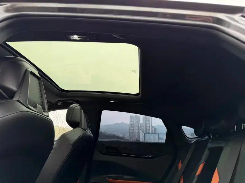 Changan UNI-V 2022 1.5T Sport Edition — миниатюра 22