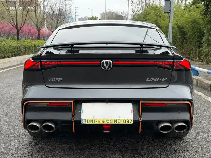 Changan UNI-V 2022 1.5T Sport Edition — миниатюра 6