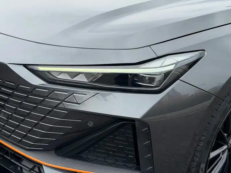 Changan UNI-V 2022 1.5T Sport Edition — миниатюра 8