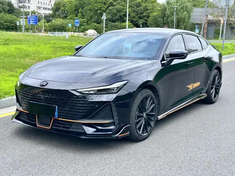 Changan UNI-V 2023 1.5T Sport Edition — миниатюра 1
