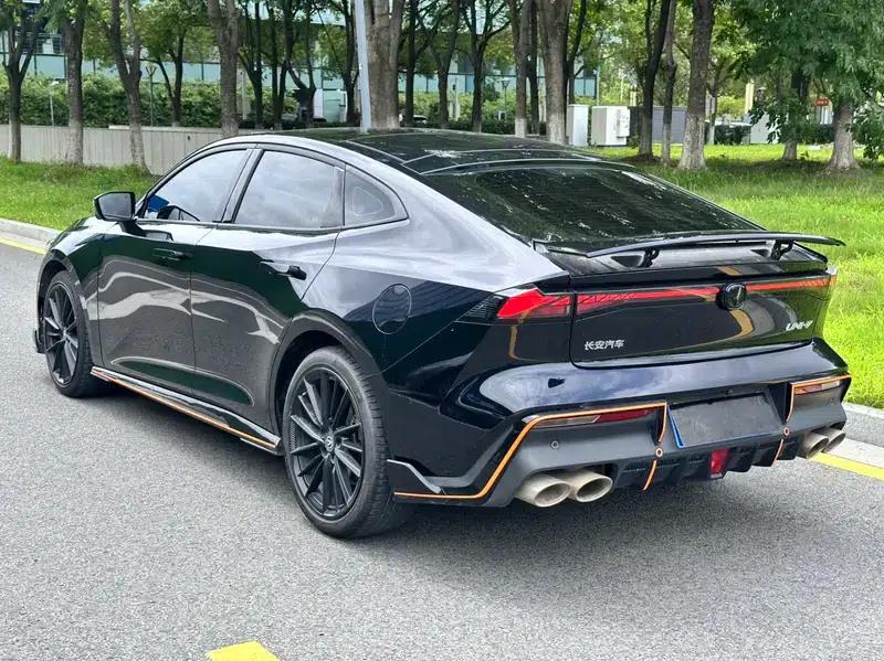 Changan UNI-V 2023 1.5T Sport Edition — миниатюра 3