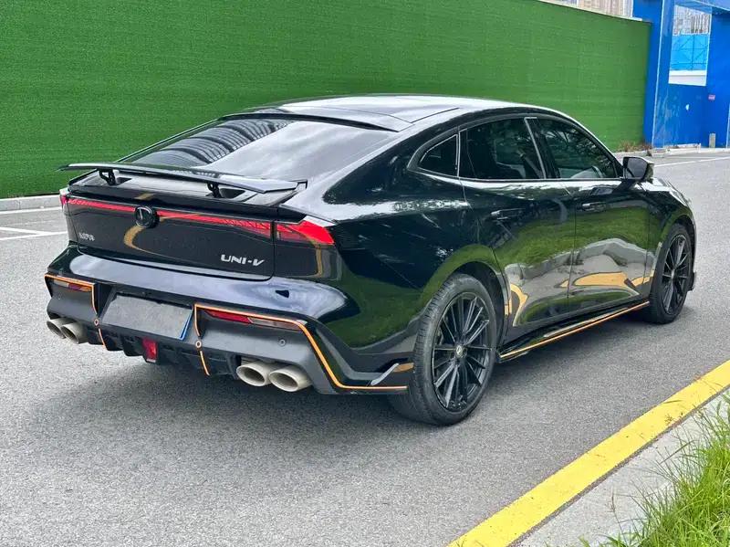 Changan UNI-V 2023 1.5T Sport Edition — миниатюра 5