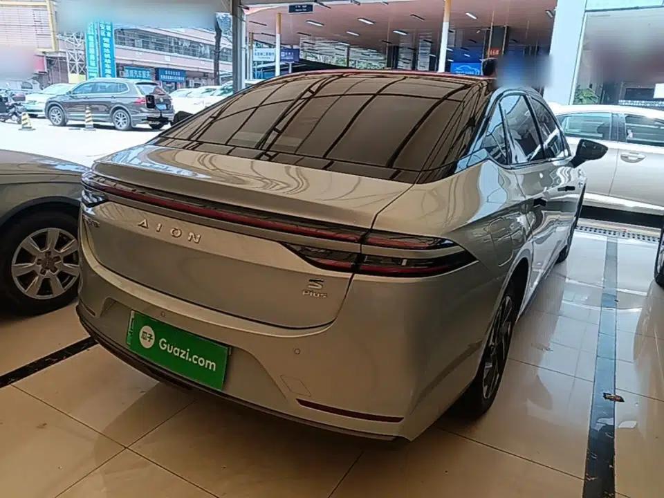 AION S Plus 2021 80 Ultra-Long Range Edition — миниатюра 6