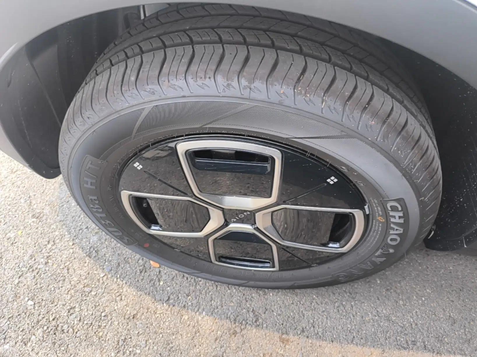 AION UT 2026 Model 320 Starlight Edition — миниатюра 11