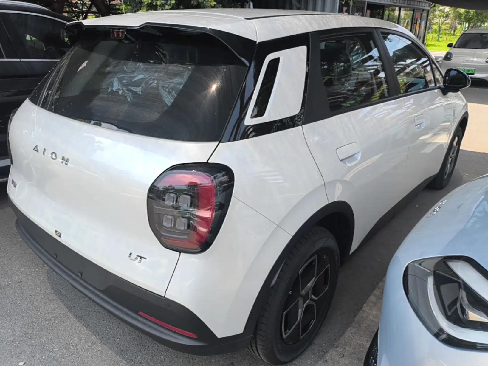 AION UT 2026 Model 320 Starlight Edition — миниатюра 6