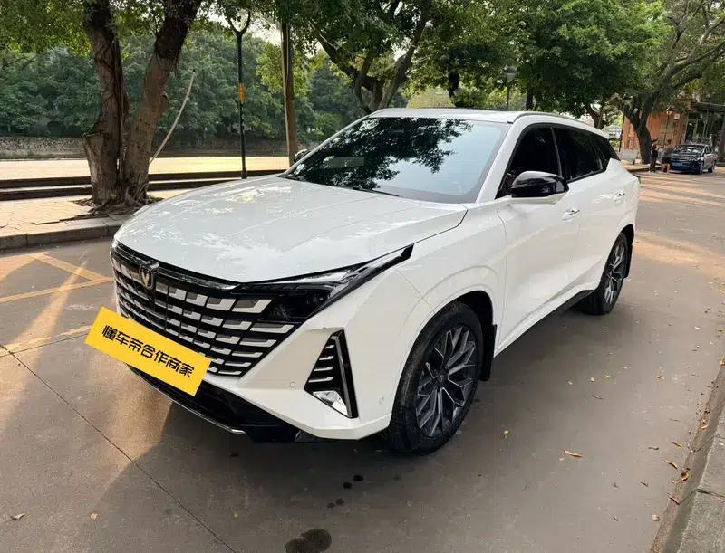 Changan UNI-Z 2025 Smart New Blue Whale 500Bar PRO — миниатюра 1