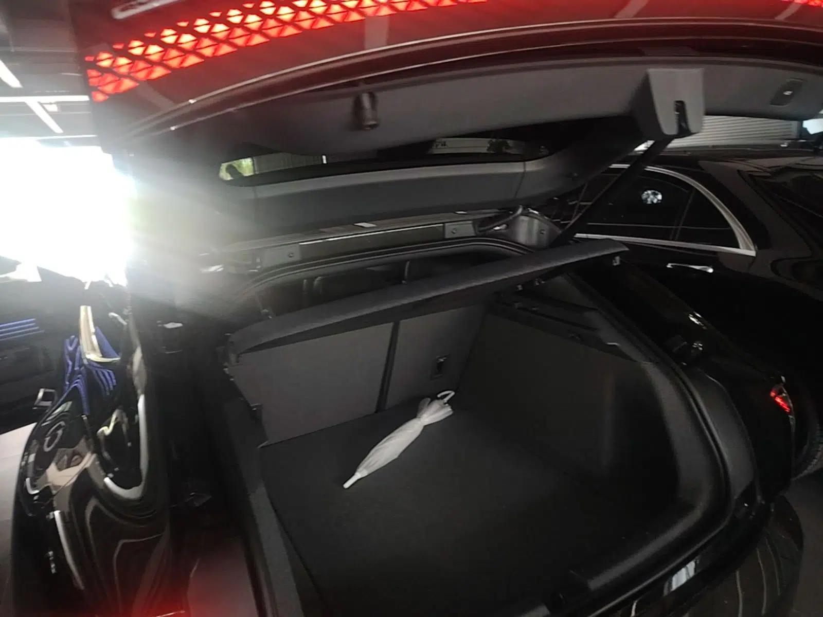 Audi E5 Sportback 2026 Flagship Quattro Model — миниатюра 22