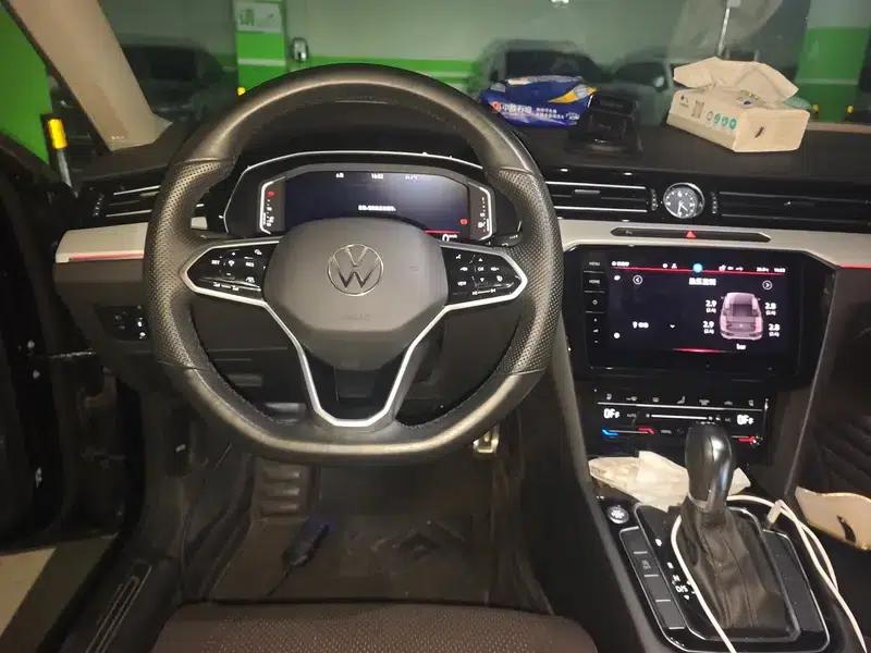 Volkswagen Magotan 2023 2 Millionth Unit Commemorative Edition 330TSI DSG Luxury — миниатюра 11