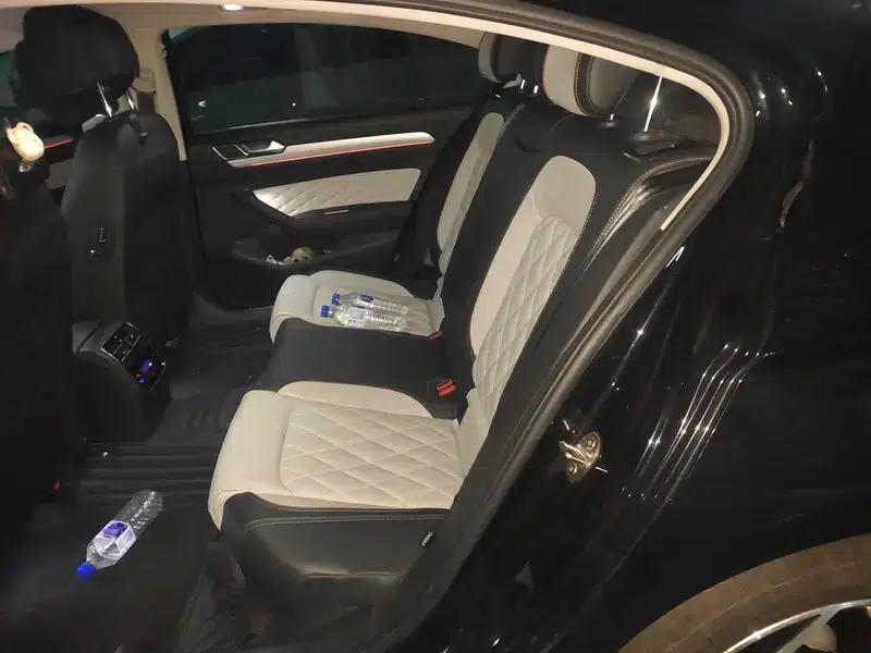 Volkswagen Magotan 2023 2 Millionth Unit Commemorative Edition 330TSI DSG Luxury — миниатюра 9
