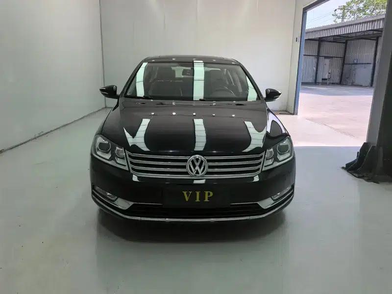 2015 Volkswagen Passat 1.8TSI Leading Edition — миниатюра 2