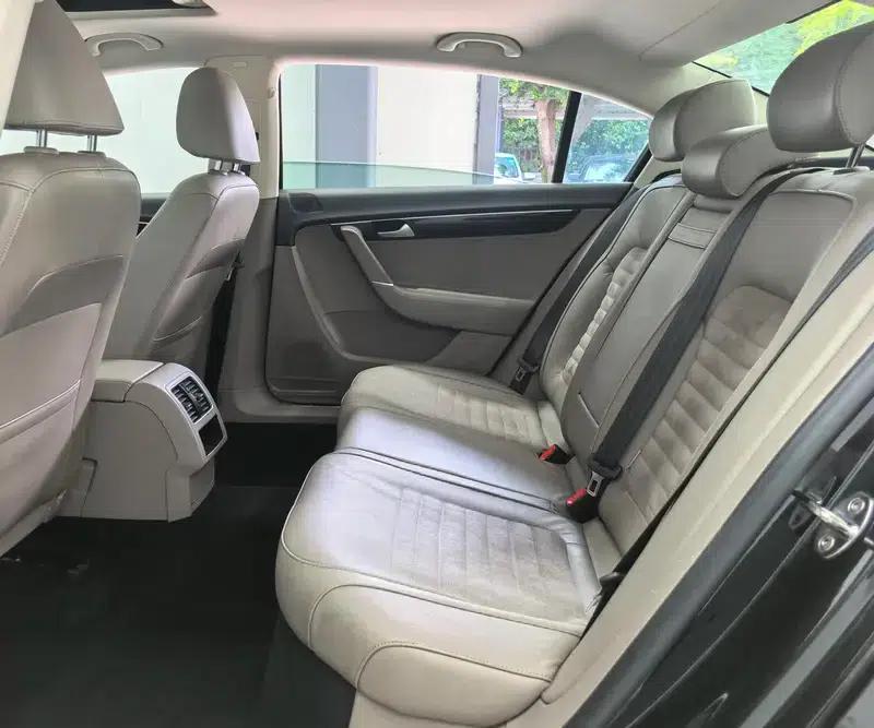 2015 Volkswagen Passat 1.8TSI Leading Edition — миниатюра 15