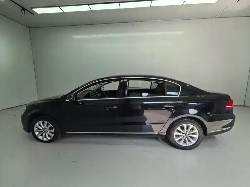 2015 Volkswagen Passat 1.8TSI Leading Edition — миниатюра 4