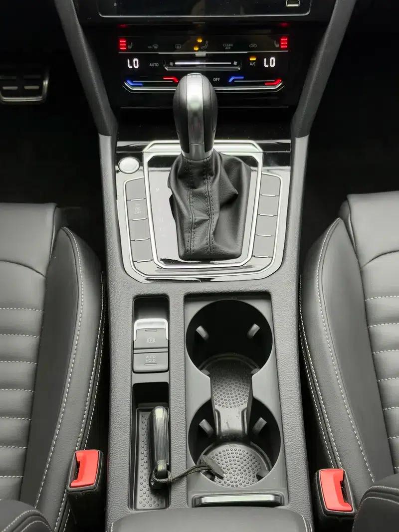 Volkswagen Magotan 2023 2 Millionth Unit Commemorative Edition 280TSI DSG Comfort Model — миниатюра 14