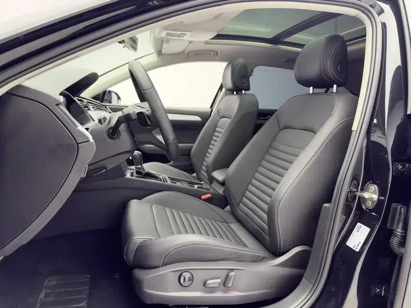 Volkswagen Magotan 2023 2 Millionth Unit Commemorative Edition 280TSI DSG Comfort Model — миниатюра 17