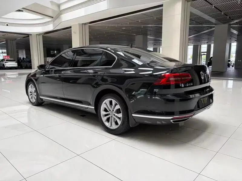 2019 Volkswagen Magotan 330TSI DSG Luxury Edition (National V Emission Standard) — миниатюра 4