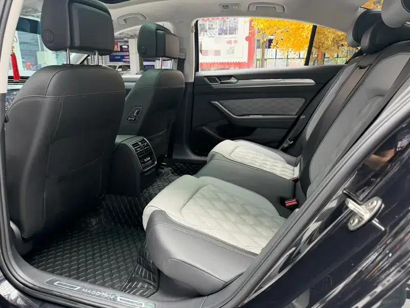 Magotan 2023 2 Millionth Unit Commemorative Edition 280TSI DSG Leading Model — миниатюра 18