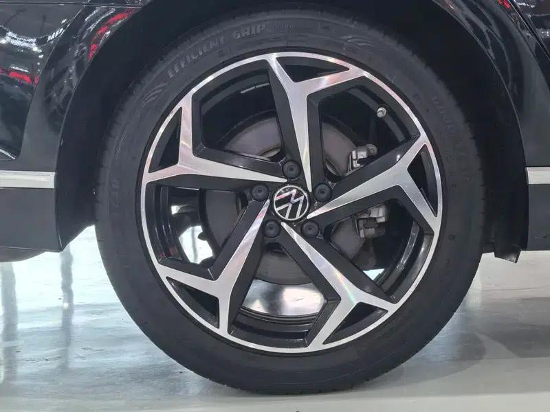 2024 Volkswagen Magotan 330TSI DSG Luxury Edition (2 Million Units Limited Edition) — миниатюра 9