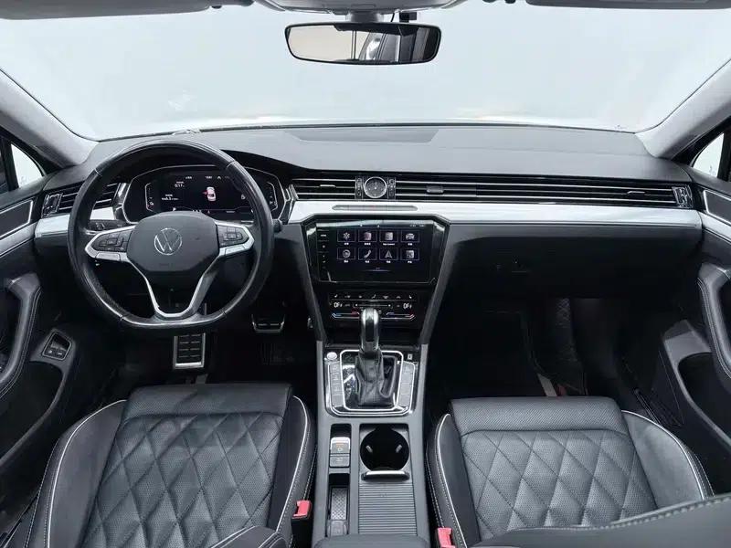 2022 Volkswagen Magotan PHEV Luxury Edition — миниатюра 5