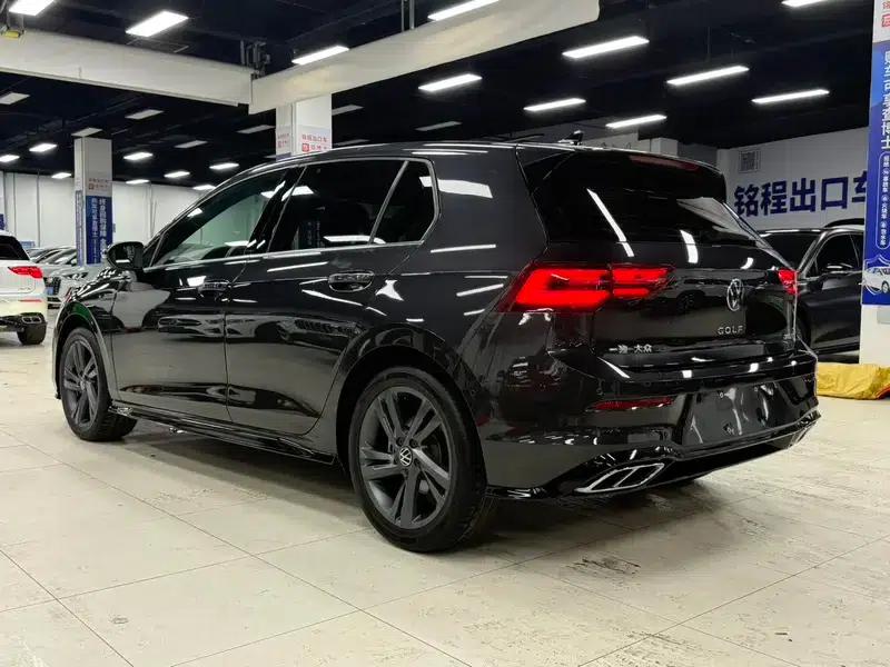 2022 Golf 280TSI DSG R-Line — миниатюра 4