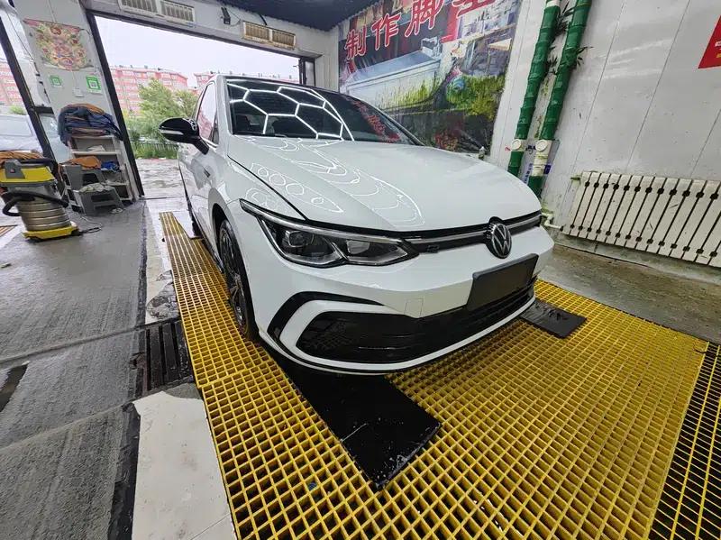 2023 Golf 280TSI DSG R-Line Lite — миниатюра 3