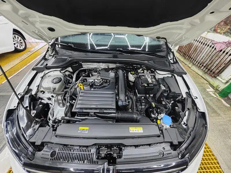 2023 Golf 280TSI DSG R-Line Lite — миниатюра 7